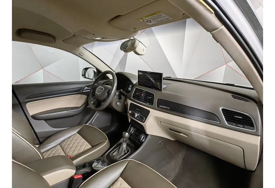 Audi Q3 2.0 TFSI quattro S tronic (170 л.с.) Белый в АВИЛОН. Слайд №12