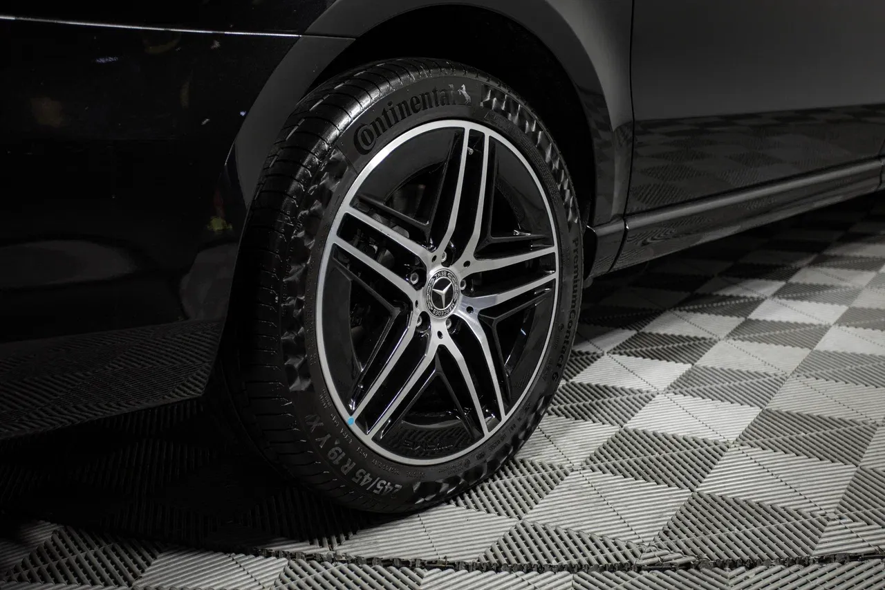АВИЛОН - Mercedes-Benz V-Класс V 300 d L3 4MATIC 9G-TRONIC (237 л.с.) Exclusive Черный - slide 15