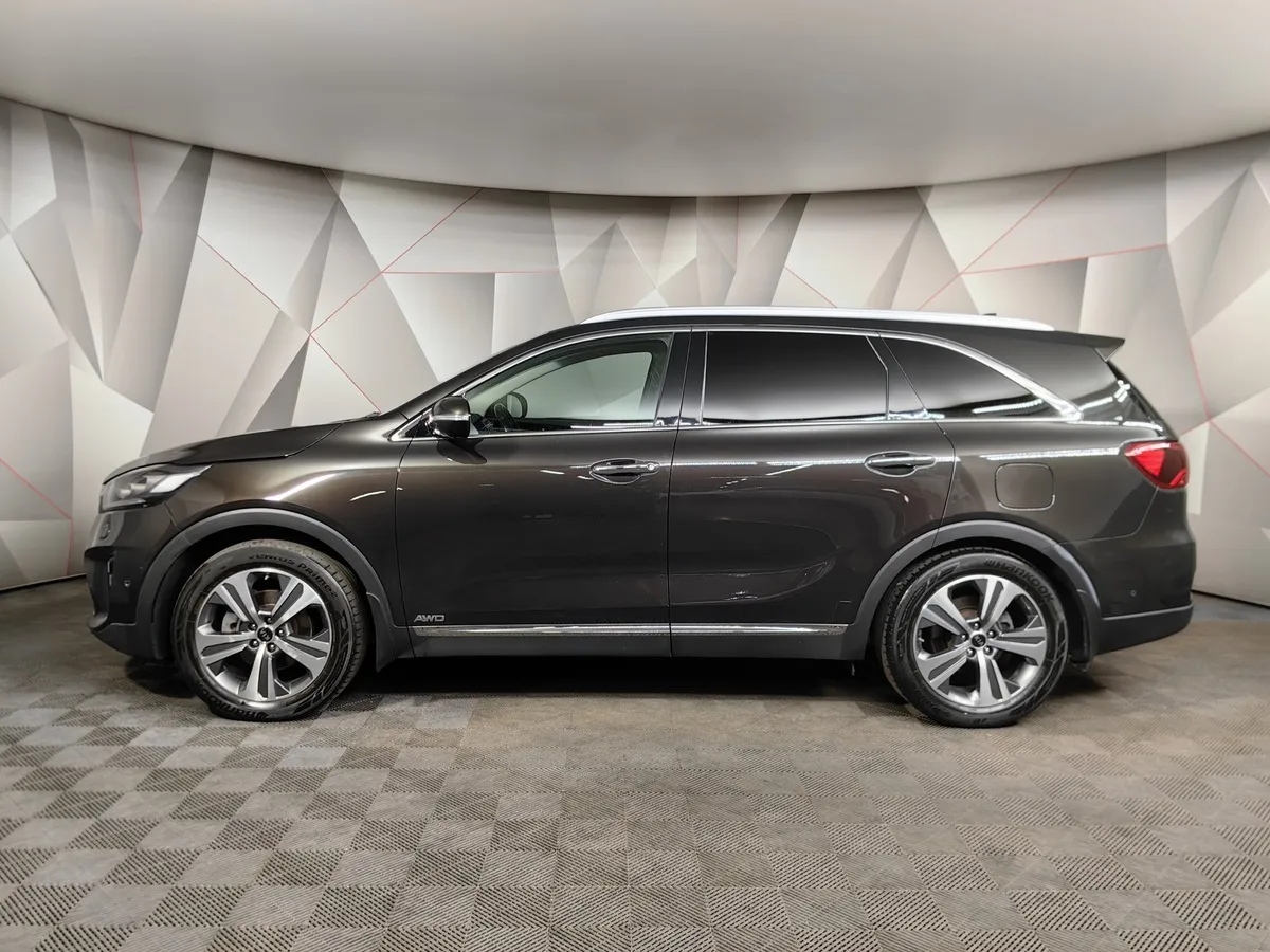 Kia Sorento 2.2 CRDi AT AWD (200 л.с.) Premium Коричневый в АВИЛОН. Слайд №5