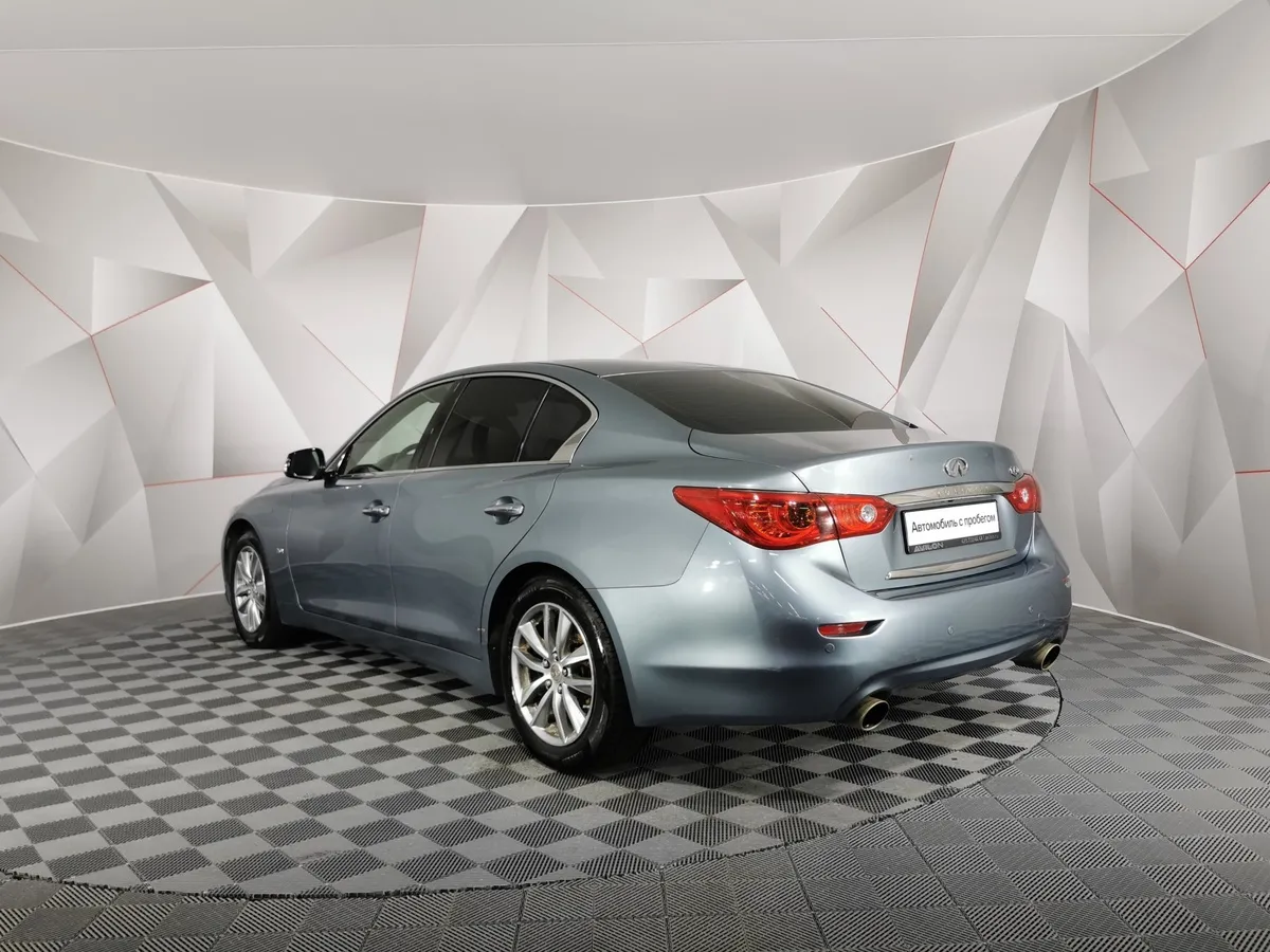 Infiniti Q50 2.0 T AT (211 л.с.) Серый в АВИЛОН. Слайд №4