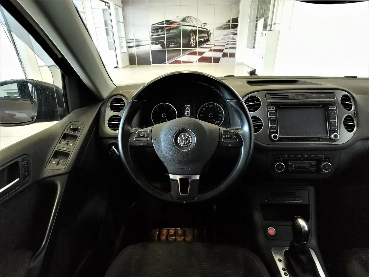 Volkswagen Tiguan 2.0 TDI 4Motion AT (140 л.с.) Track & Field Коричневый в АВИЛОН. Слайд №19