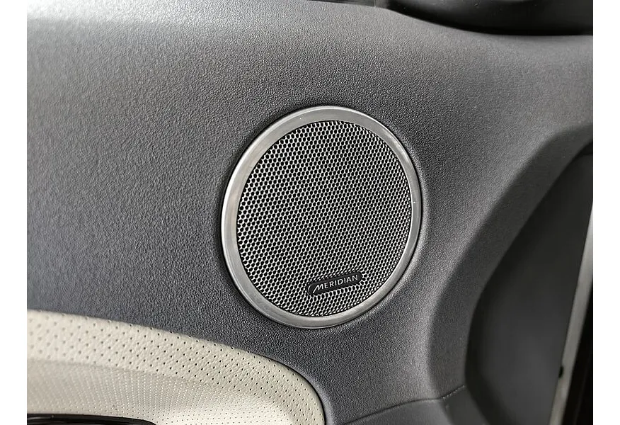 Land Rover Range Rover Evoque 2.0 Si4 AT (240 л.с.) HSE Dynamic Белый в АВИЛОН. Слайд №18