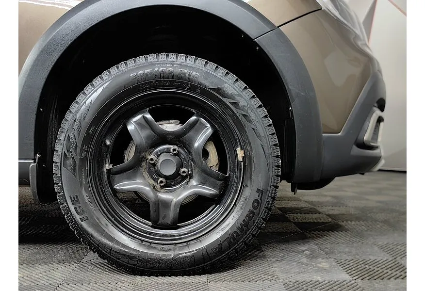 Renault Logan 1.6 CTV FWD (113 л.с.) Коричневый в АВИЛОН. Слайд №9