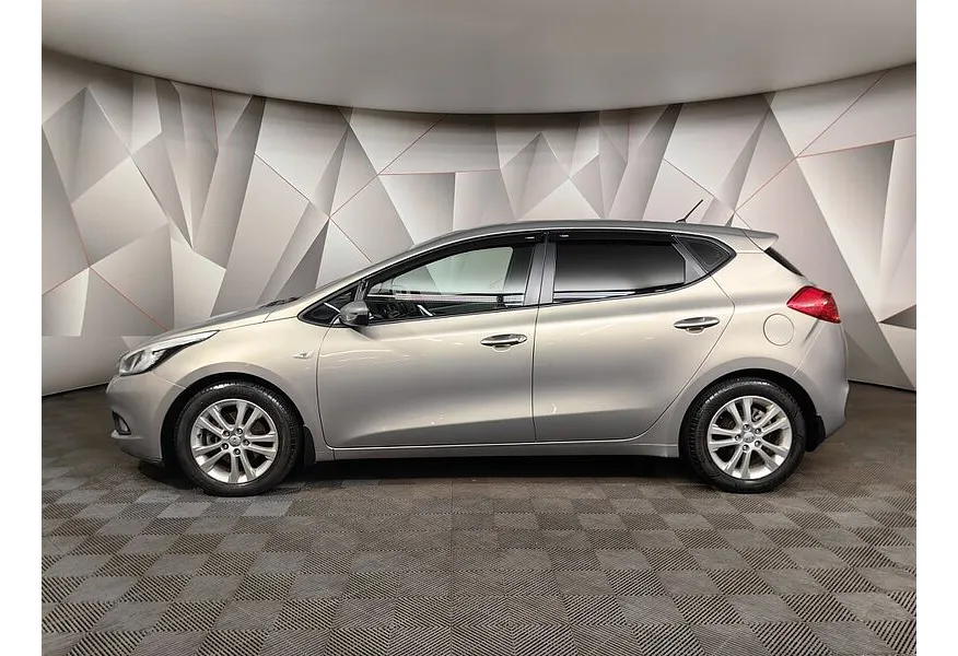 АВИЛОН - Kia Ceed 1.6 AT (129 л.с.) Серебристый - slide 2