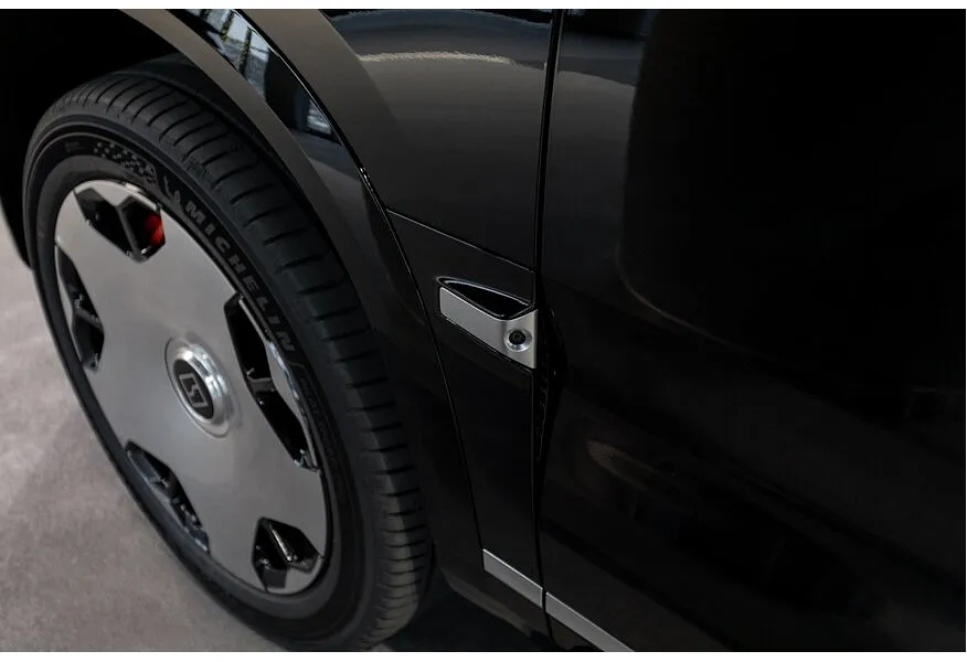 Zeekr 9X 2.0h AT 4WD (1177 л.с.) Ultra Черный в АВИЛОН. Слайд №21