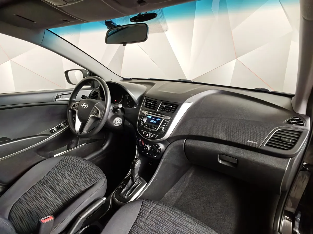 Hyundai Solaris 1.6 AT (123 л.с.) Comfort Черный в АВИЛОН. Слайд №13
