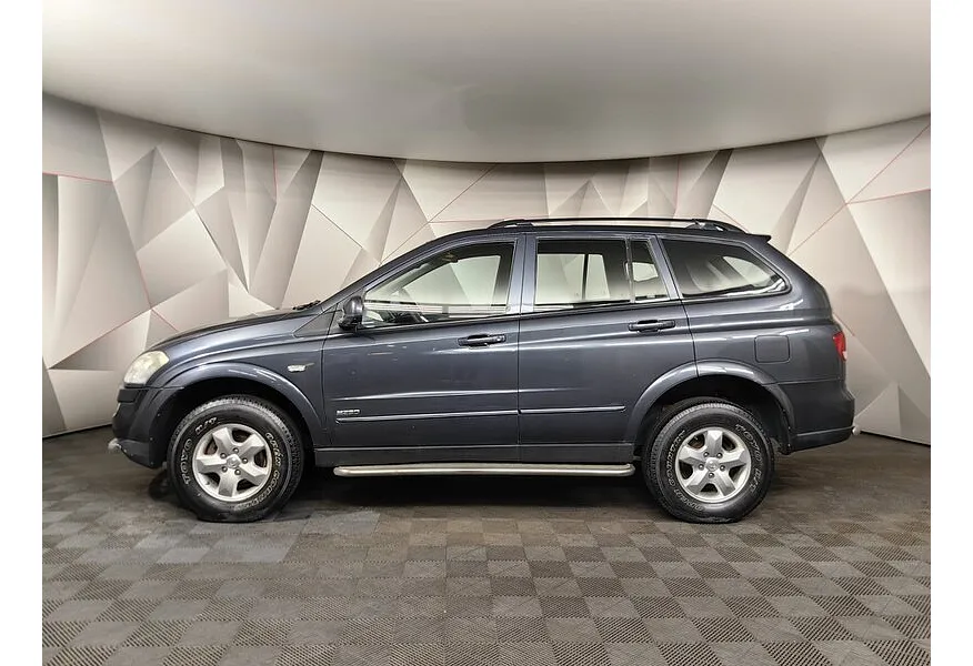 SsangYong Kyron 2.3 MT 4WD (150 л.с.) Серый в АВИЛОН. Слайд №3