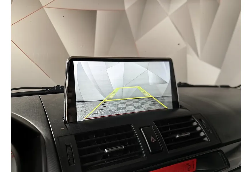 Mazda 3 1.6 MT (105 л.с.) Красный в АВИЛОН. Слайд №21 Mazda 3 1.6 MT (105 л.с.) Красный в АВИЛОН. Слайд №21