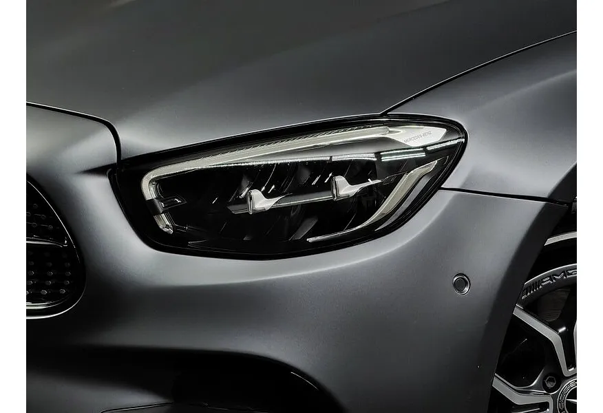 Mercedes-Benz E-Класс E 200 4MATIC 9G-TRONIC (197 л.с.) Sport Plus Серый в АВИЛОН. Слайд №10