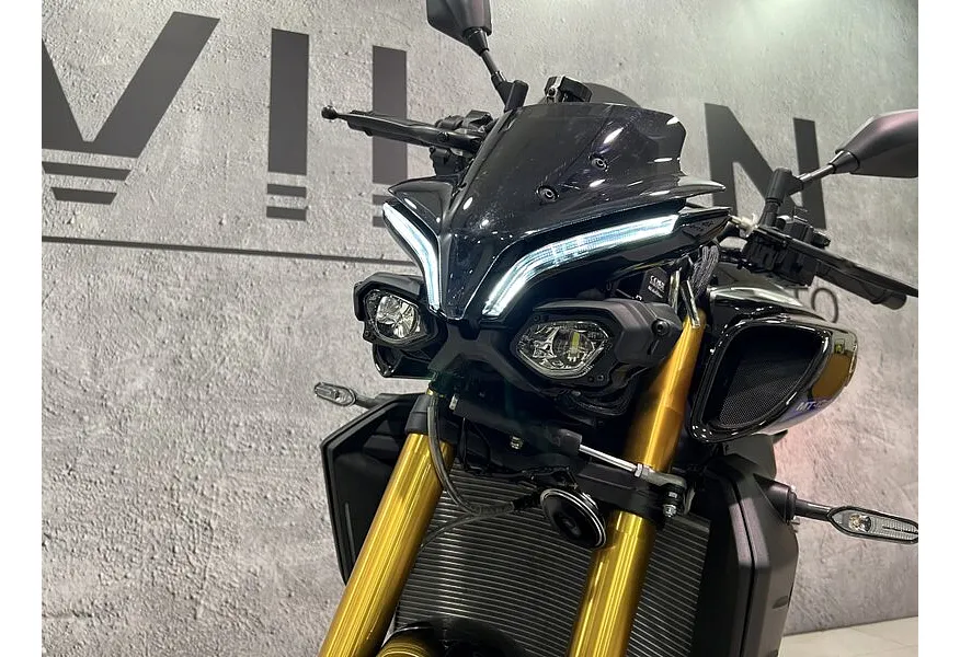 Yamaha MT-10 998 см³ (167 л.с.) (167) 998 Серый в АВИЛОН. Слайд №13