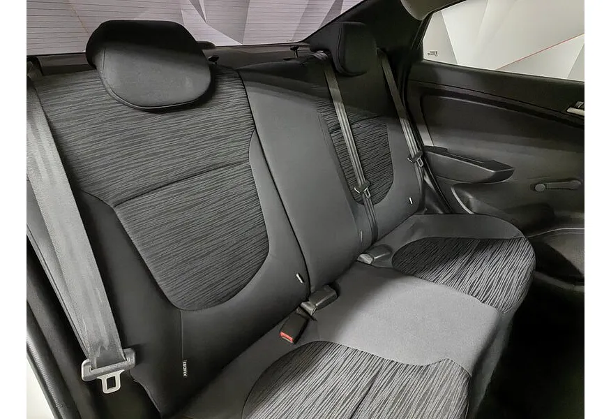 Hyundai Solaris 1.6 AT (123 л.с.) Active Белый в АВИЛОН. Слайд №16