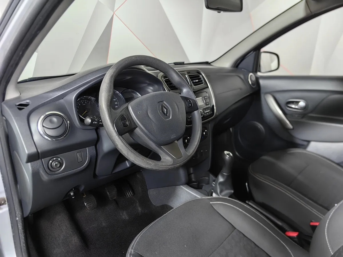 Renault Logan 1.6 MT (82 л.с.) Серый в АВИЛОН. Слайд №19