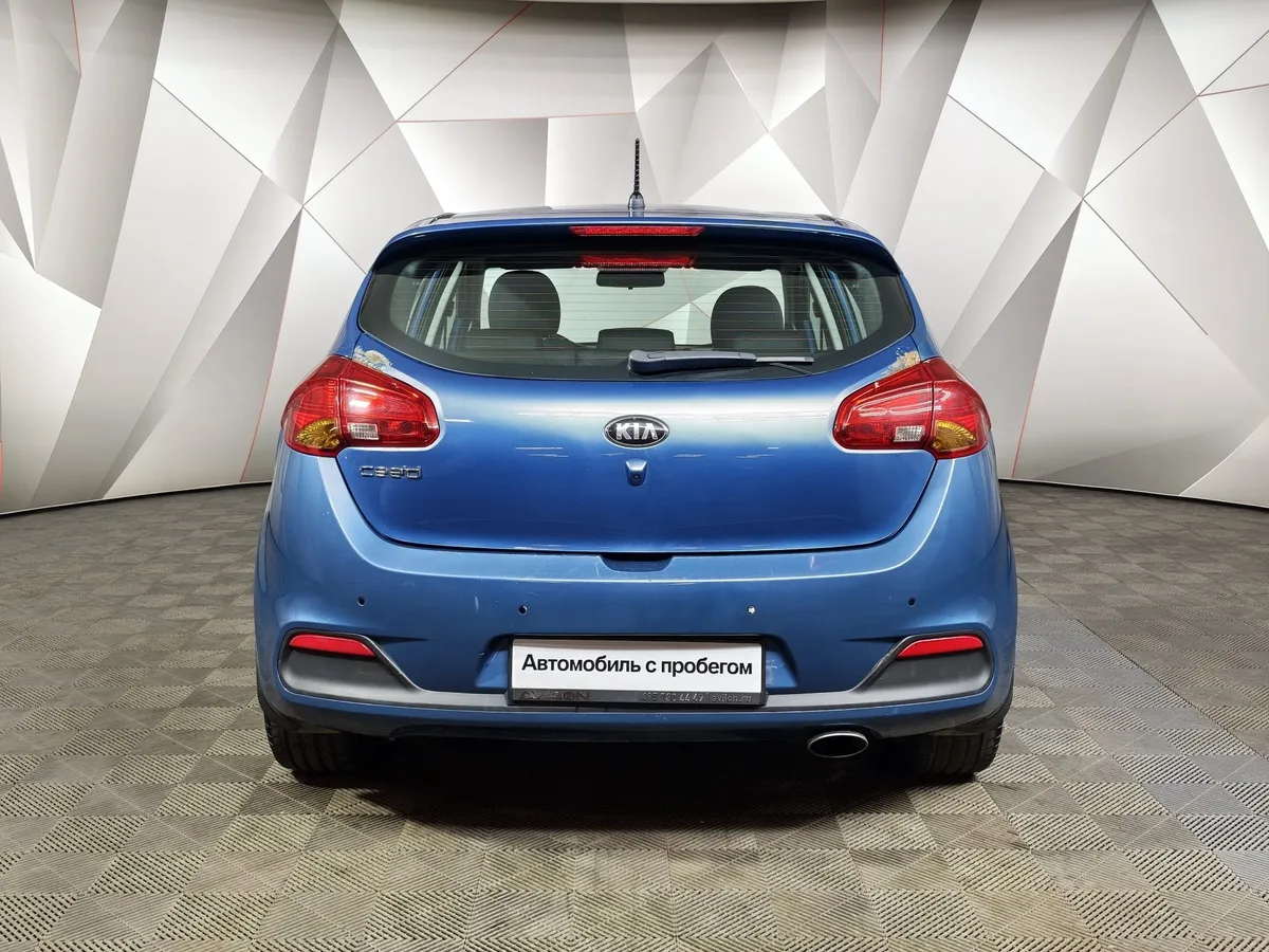 Kia Ceed 1.6 AT (129 л.с.) Синий в АВИЛОН. Слайд №8