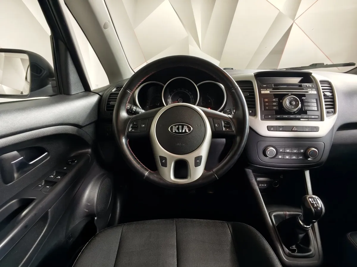 Kia Venga 1.4 MT (90 л.с.) Luxe Синий в АВИЛОН. Слайд №20