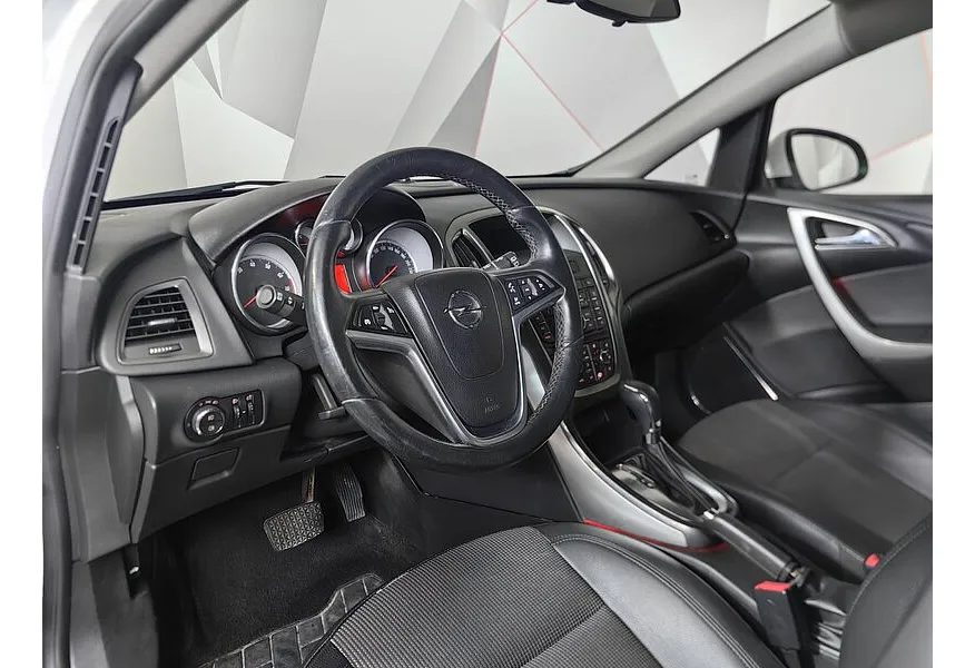 Opel Astra 1.6 AT (115 л.с.) Белый в АВИЛОН. Слайд №19