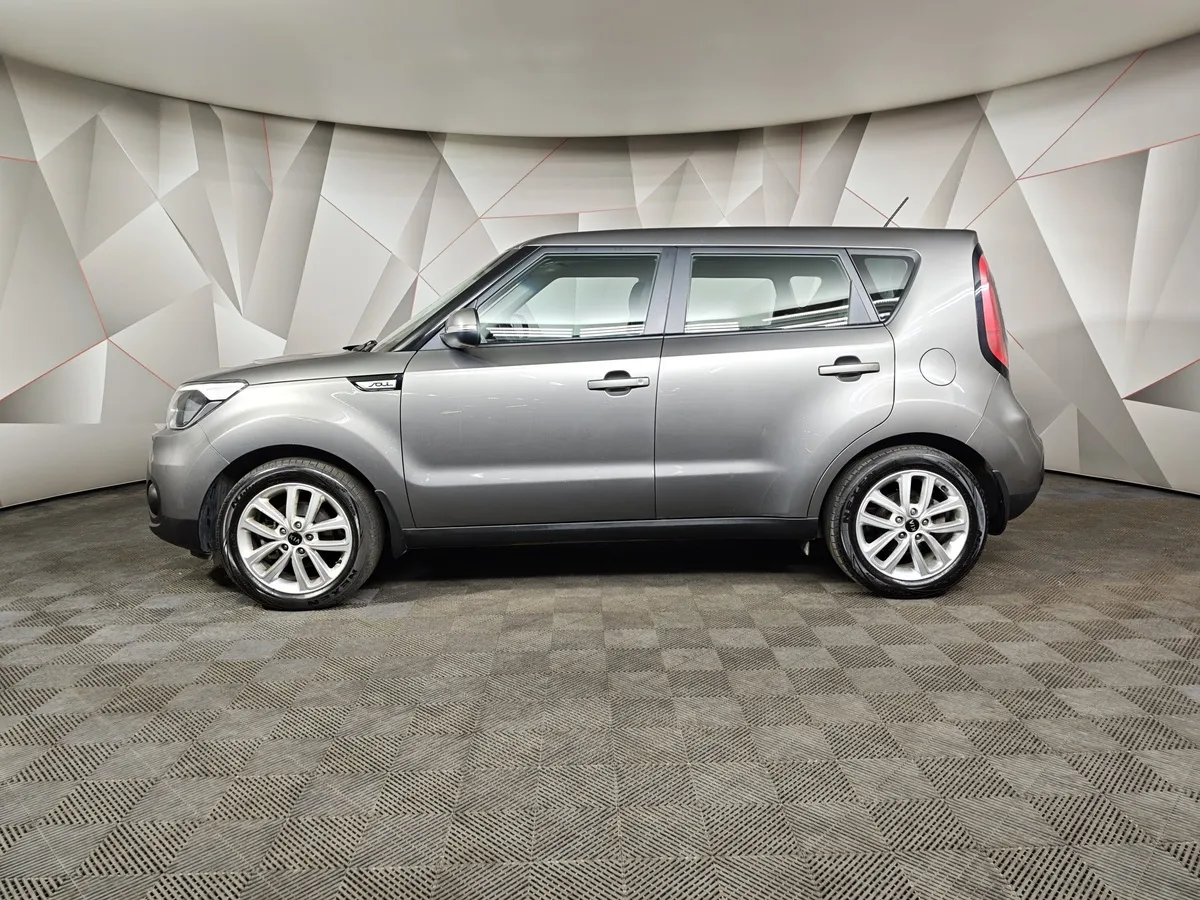 Kia Soul 1.6 GDI AT (132 л.с.) Classic Серебристый в АВИЛОН. Слайд №5