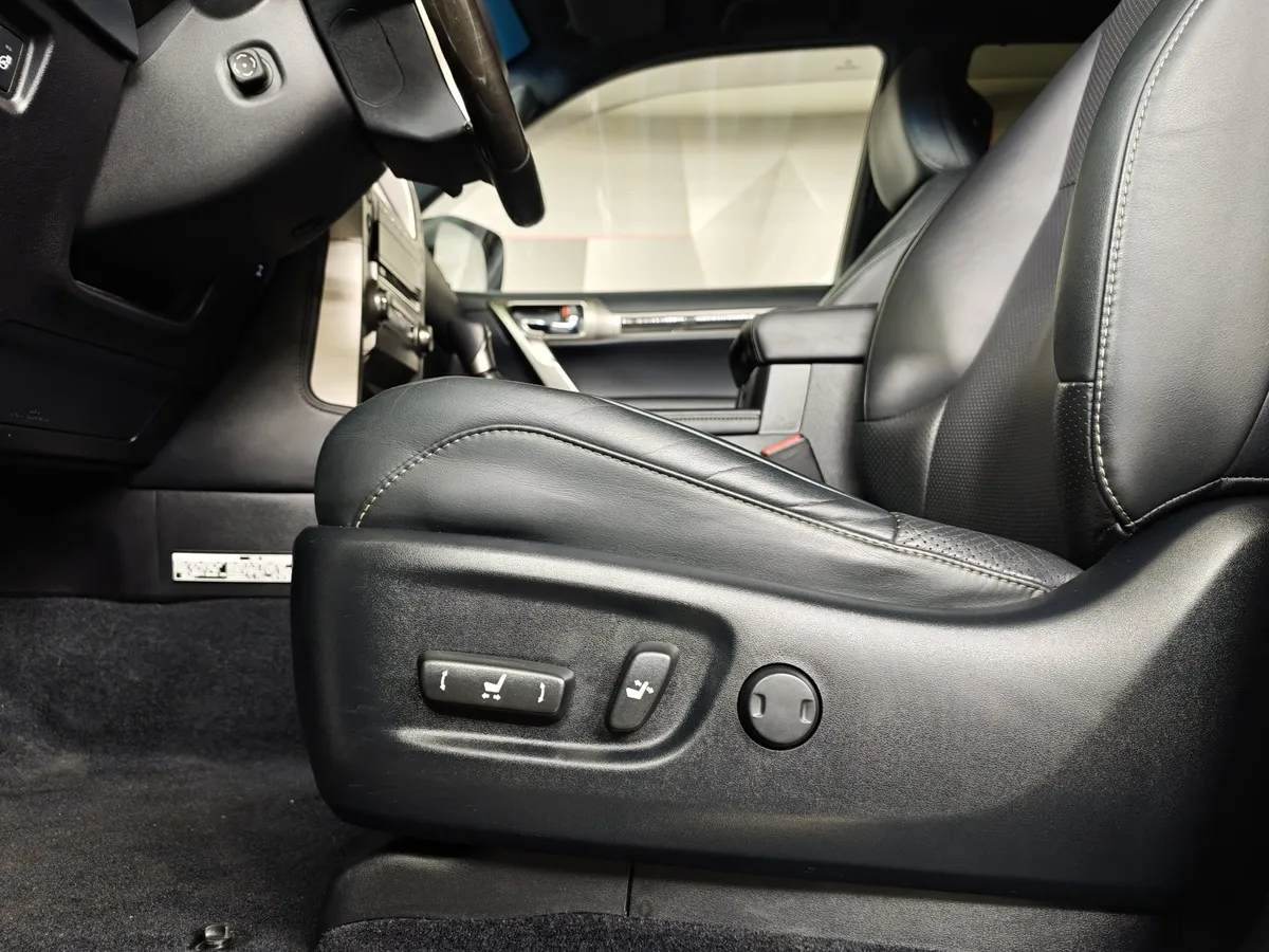 Lexus GX 460 AT AWD (5 мест) (296 л.с.) Белый в АВИЛОН. Слайд №23