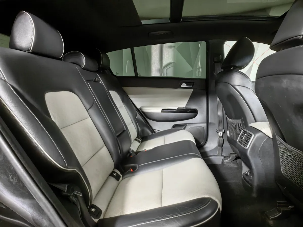Kia Sportage 1.6 DCT 4WD (177 л.с.) GT Line Черный в АВИЛОН. Слайд №16