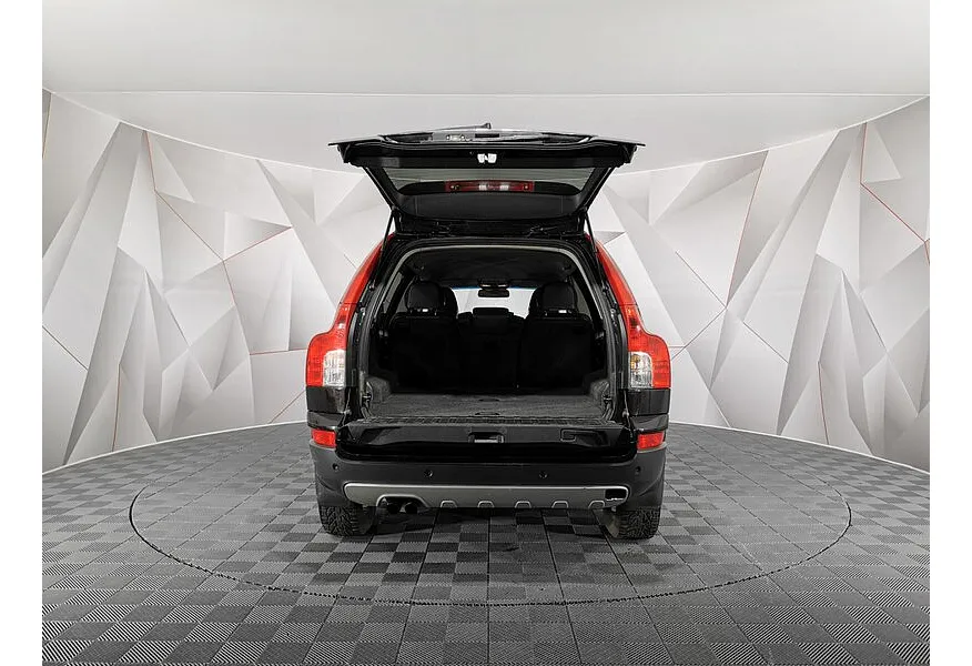 Volvo XC90 2.5 T5 Geartronic AWD (5 мест) (210 л.с.) Черный в АВИЛОН. Слайд №12
