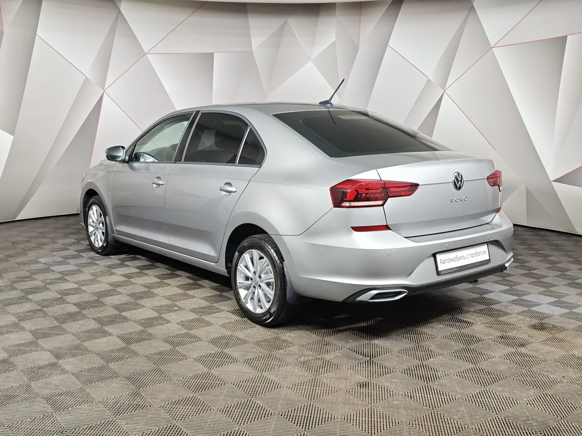 Volkswagen Polo 1.6 MPI AT (110 л.с.) Status Серебристый в АВИЛОН. Слайд №4