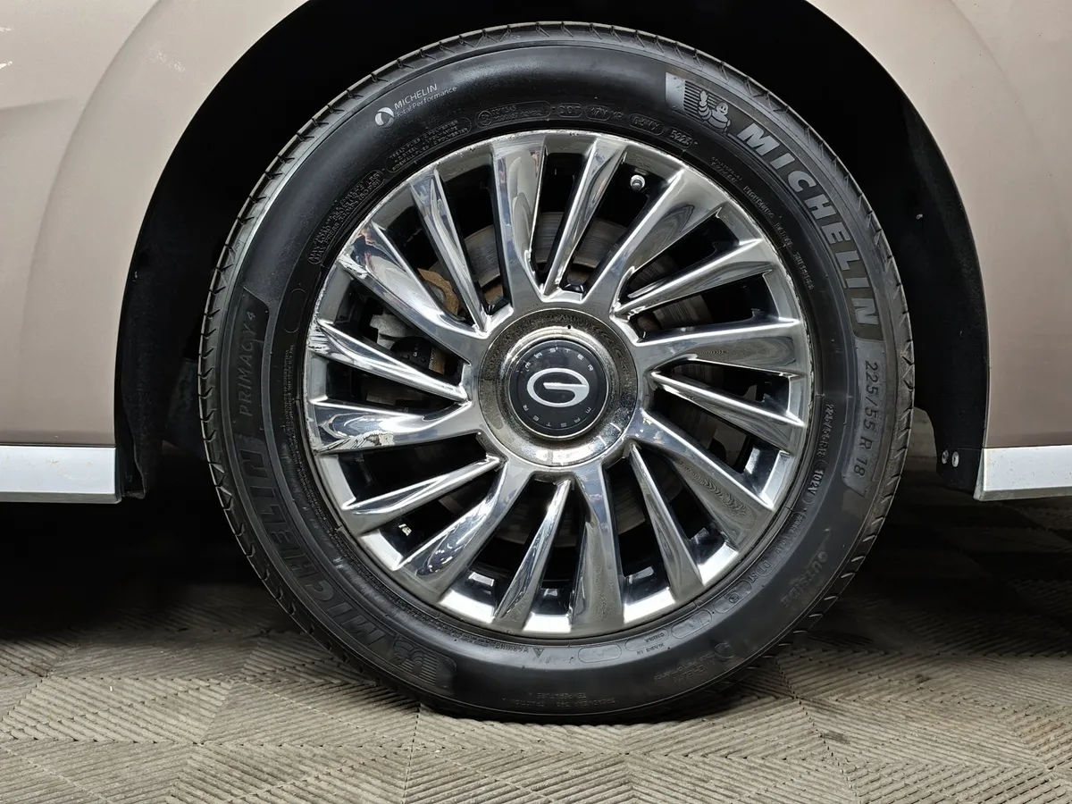 GAC M8 2.0T AT (231 л.с.) GX Premium Желтый в АВИЛОН. Слайд №9
