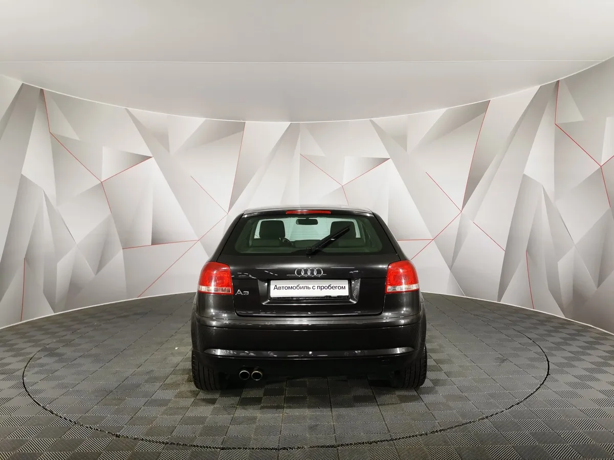 Audi A3 1.4 TFSI S-tronic (125 л.с.) Ambition Черный в АВИЛОН. Слайд №8