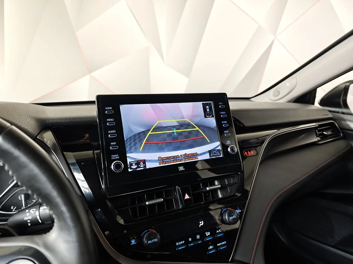 Toyota Camry 3.5 AT (249 л.с.) Белый в АВИЛОН. Слайд №21