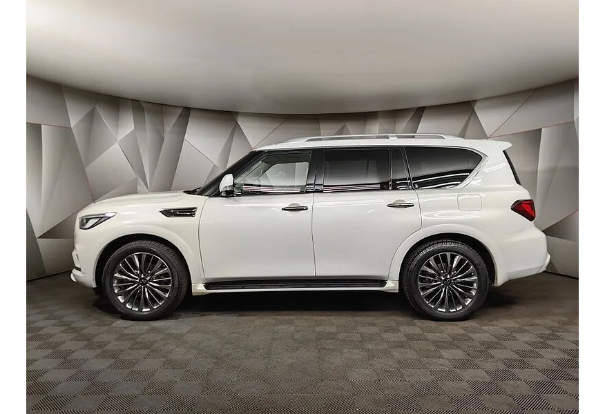 Infiniti QX80 5.6 АТ AWD (405 л.с.) Белый в АВИЛОН. Слайд №5