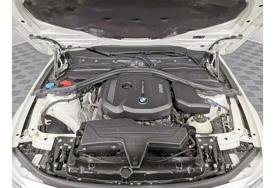 BMW 3 серия 318i AT (136 л.с.) Белый в АВИЛОН. Слайд №10