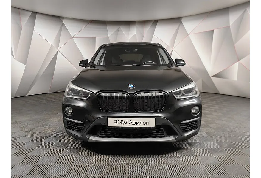 BMW X1 25d xDrive AT (231 л.с.) Черный в АВИЛОН. Слайд №3