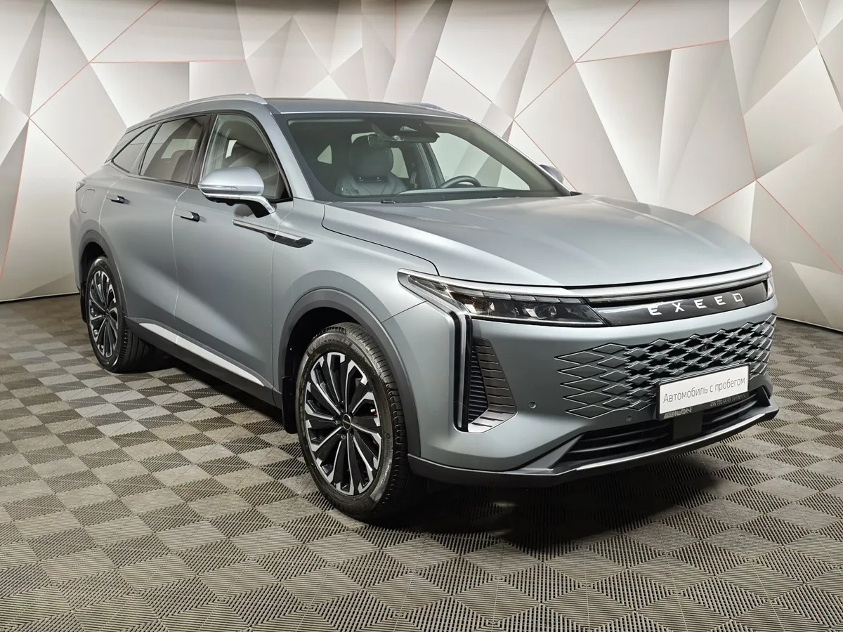 EXEED RX 2.0T DCT 4WD (249 л.с.) Platinum Серый в АВИЛОН. Слайд №3