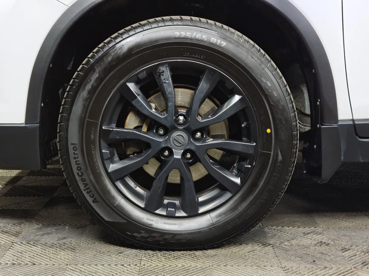 Nissan X-Trail 2.5 CVT AWD (171 л.с.) Белый в АВИЛОН. Слайд №8