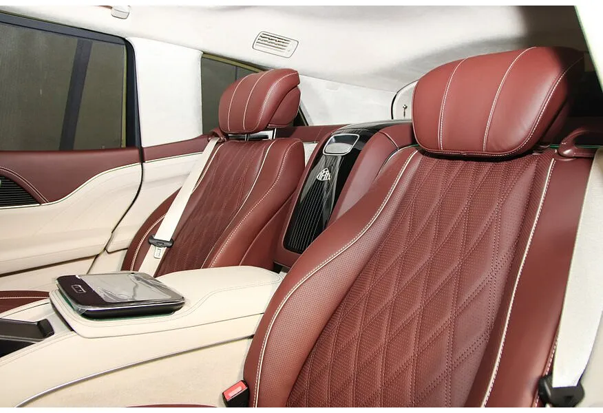 Mercedes-Benz GLS 600 9G-Tronic 4Matic (557 л.с.) Черный в АВИЛОН. Слайд №10