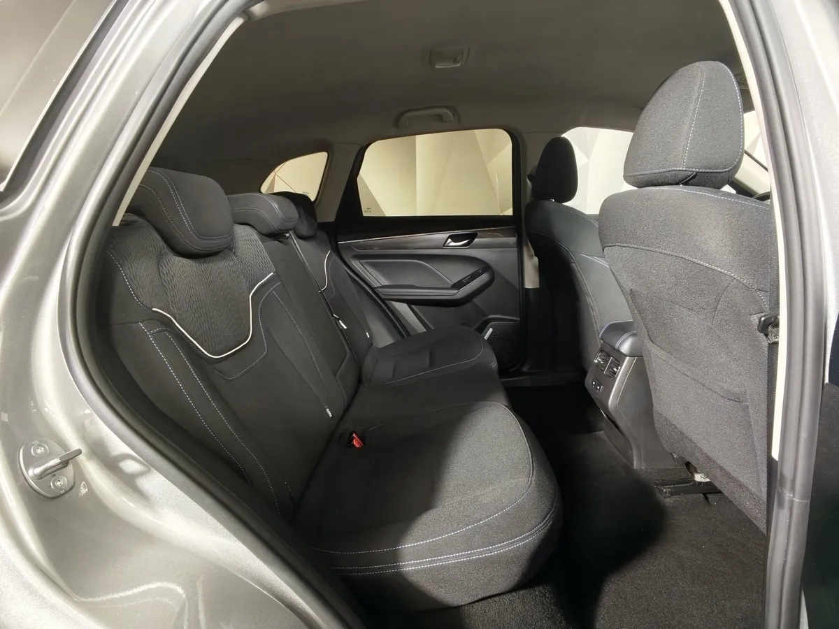 Haval Jolion 1.5T AWD 7DCT (150 л.с.) Premium Серый в АВИЛОН. Слайд №16