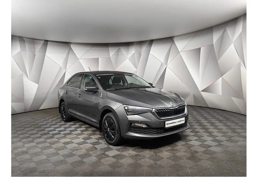 Skoda Rapid 1.6 AT (110 л.с.) Серебристый в АВИЛОН. Слайд №3