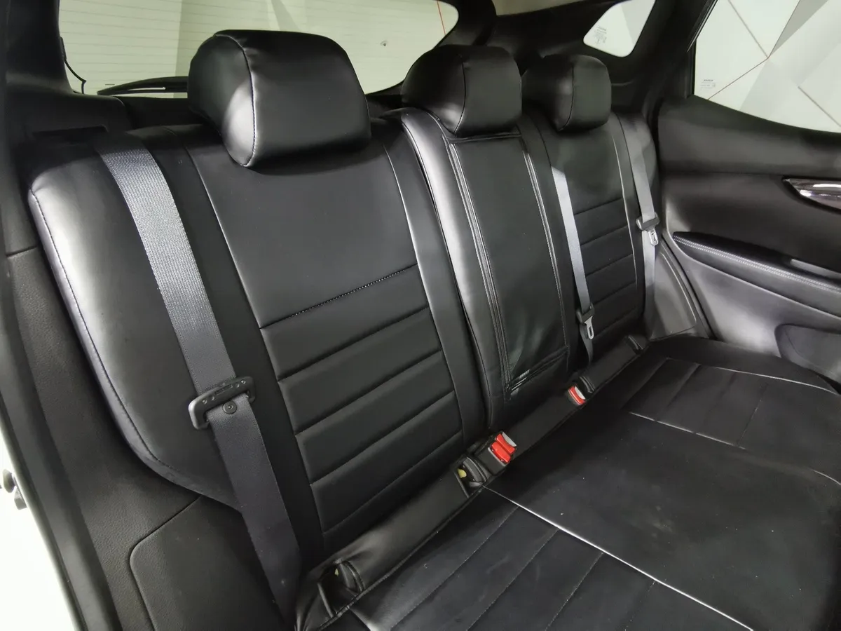 Nissan Qashqai 2.0 CVT (144 л.с.) Серебристый в АВИЛОН. Слайд №16