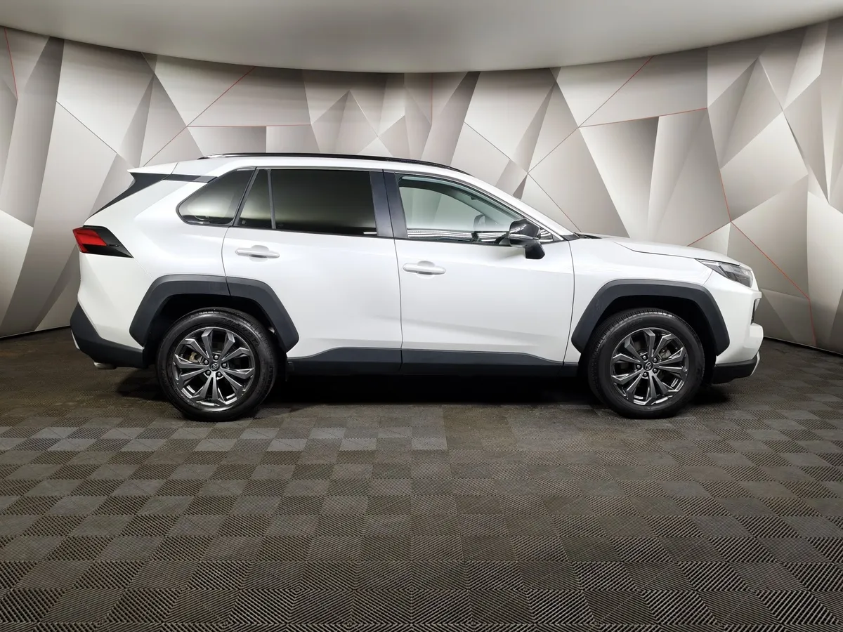 Toyota RAV4 2.0i CVT AWD (171 л.с.) Fashion Plus Белый в АВИЛОН. Слайд №6