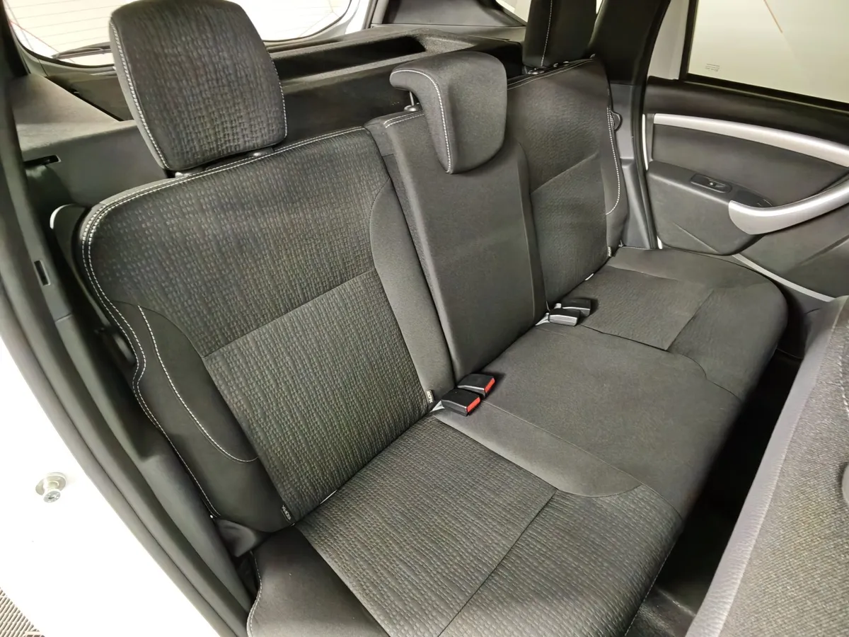 Nissan Terrano 2.0 AT AWD (143 л.с.) Elegance Plus Белый в АВИЛОН. Слайд №15