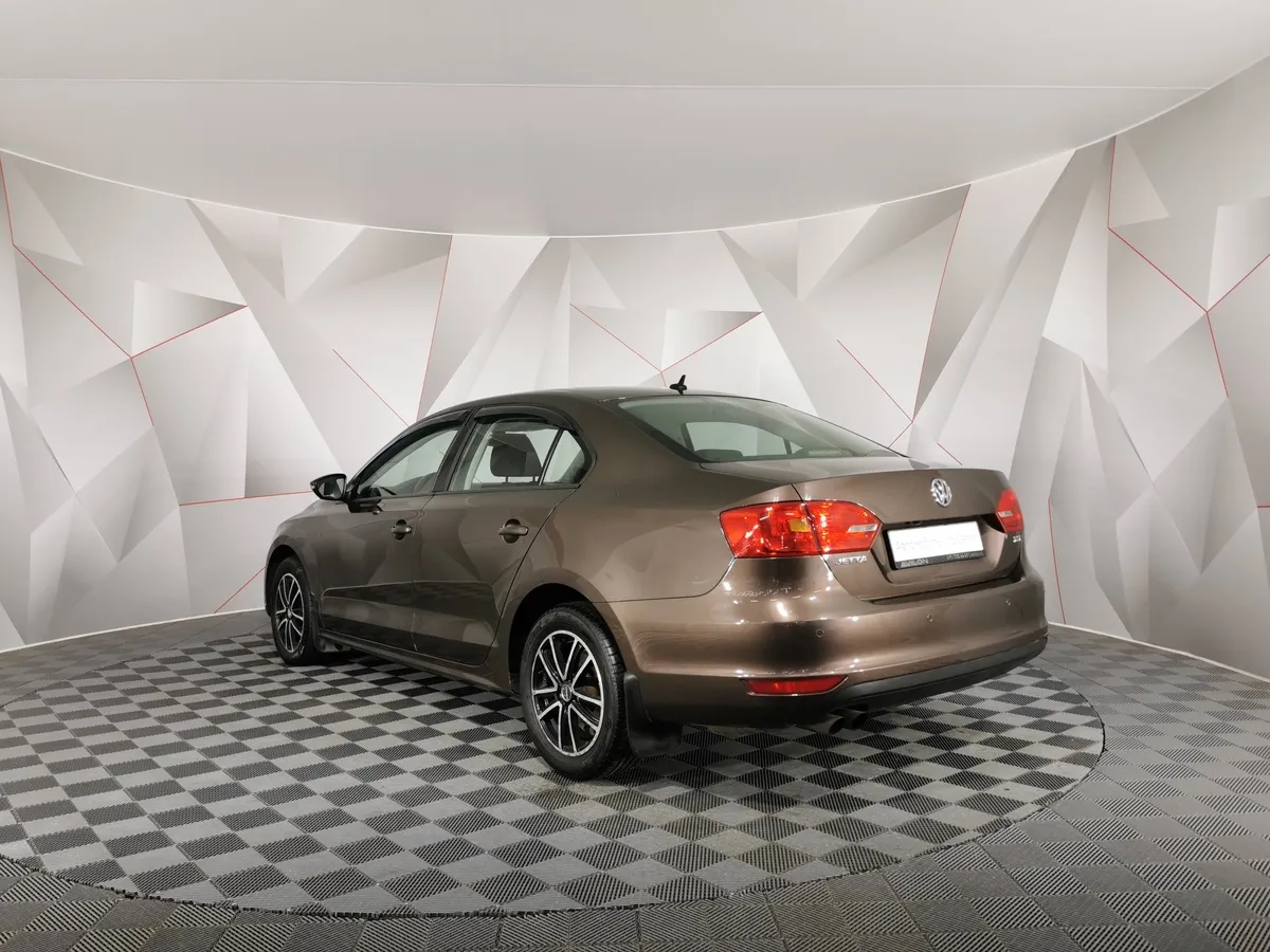 Volkswagen Jetta 1.4 TSI DSG (122 л.с.) Highline Коричневый в АВИЛОН. Слайд №4