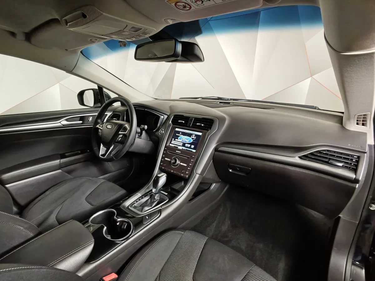 Ford Mondeo 2.5 AT (149 л.с.) Titanium Черный в АВИЛОН. Слайд №13