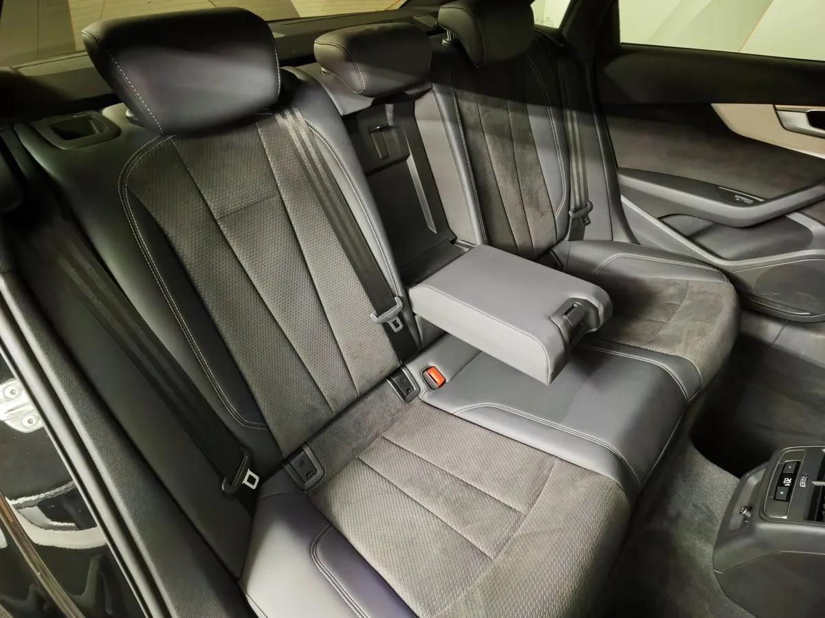 Audi A4 2.0 TFSI S tronic quattro (249 л.с.) Sport Черный в АВИЛОН. Слайд №17