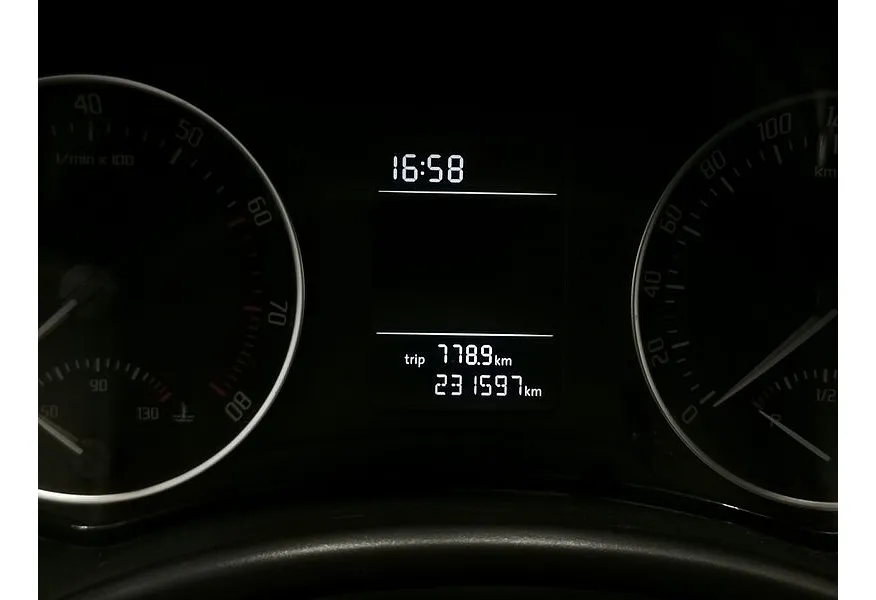 Skoda Octavia 1.8 TSI MT (152 л.с.) Ambition (CKD) Белый в АВИЛОН. Слайд №17