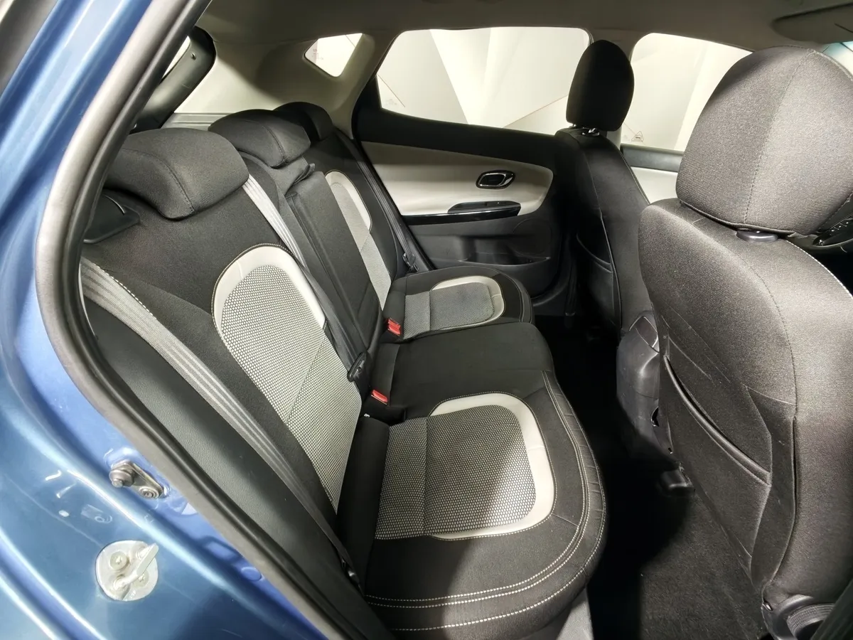 Kia Ceed 1.6 AT (129 л.с.) Синий в АВИЛОН. Слайд №16