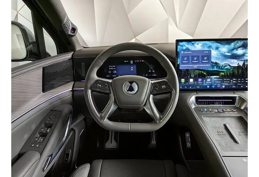 Denza N9 2.0h 8AT 2WD (925 л.с.) Premium Белый в АВИЛОН. Слайд №18