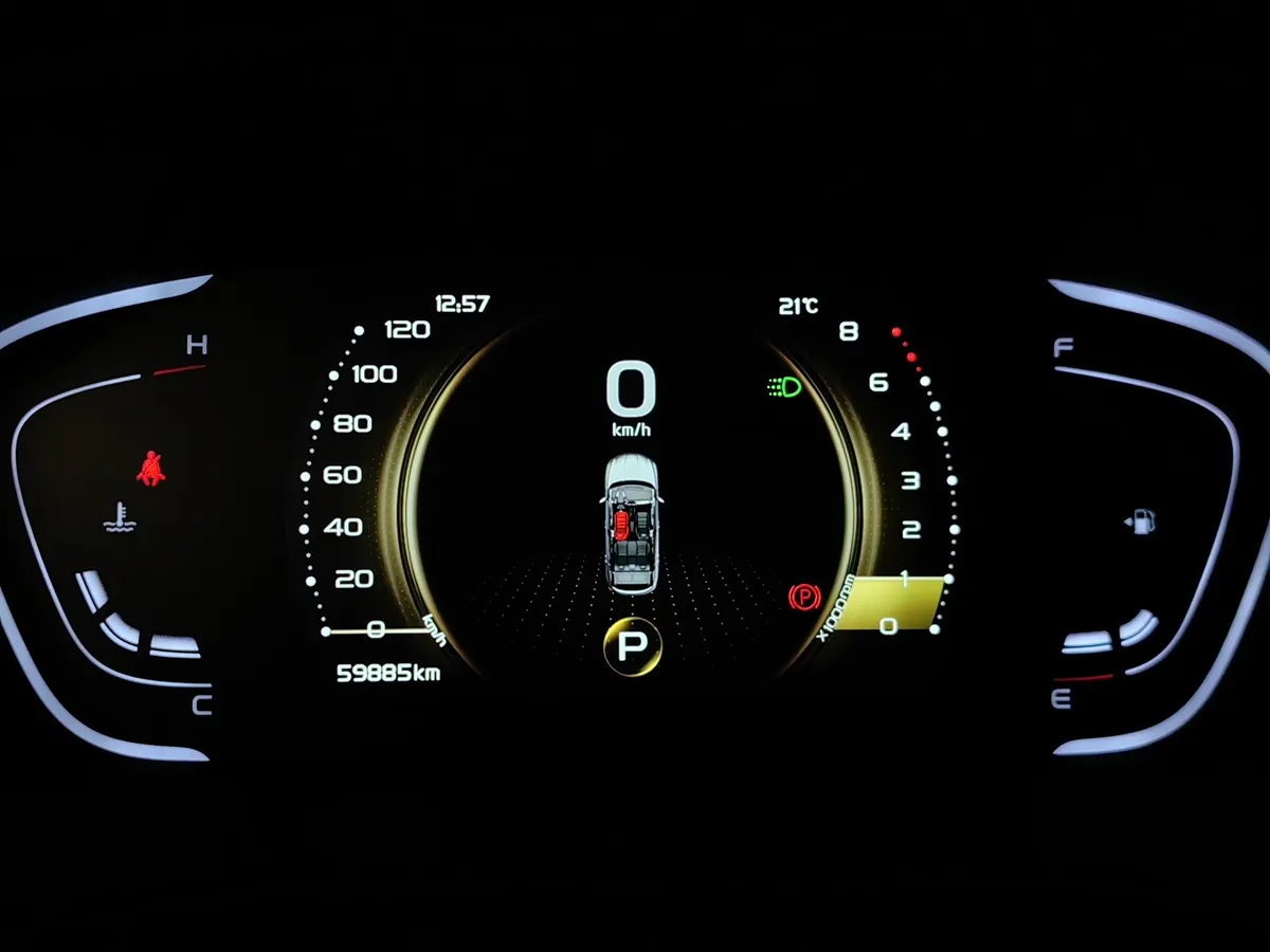 Geely Coolray 1.5T 7DCT 2WD (150 л.с.) Flagship Sport Серый в АВИЛОН. Слайд №17
