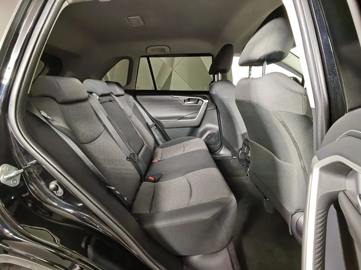 Toyota RAV4 2.0i CVT AWD (149 л.с.) Люкс Черный в АВИЛОН. Слайд №16