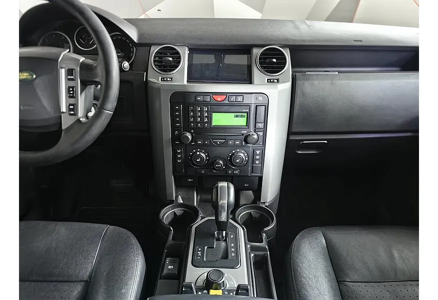 Land Rover Discovery 2.7 TD AT (190 л.с.) Черный в АВИЛОН. Слайд №13