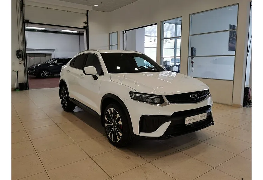 Geely Tugella 2.0 AT AWD (238 л.с.) Flagship Белый в АВИЛОН. Слайд №3