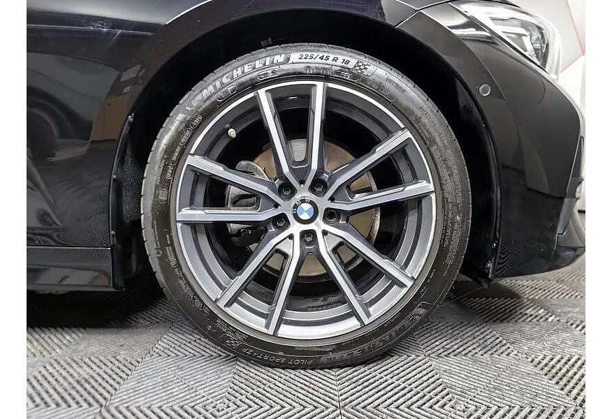 BMW 3 серия 320d Steptronic (190 л.с.) Черный в АВИЛОН. Слайд №15