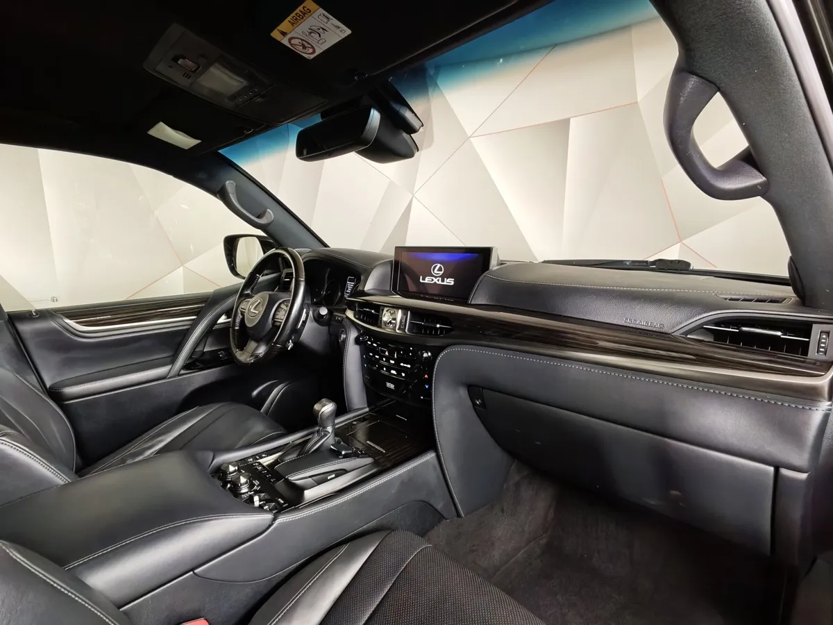 Lexus LX 450d AT (272 л.с.) Черный в АВИЛОН. Слайд №13